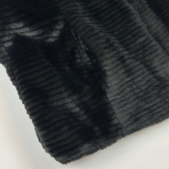 Liz Claiborne Petite M Black Ribbed Faux Fur Full Zip Reversible Vest Pockets - Picture 5 of 10